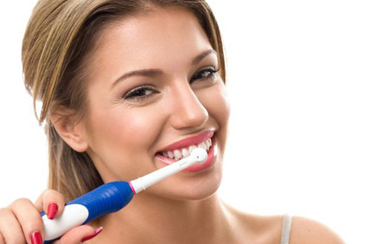 Bệnh nhân nên chải răng thường xuyên 2 lần mỗi ngày
