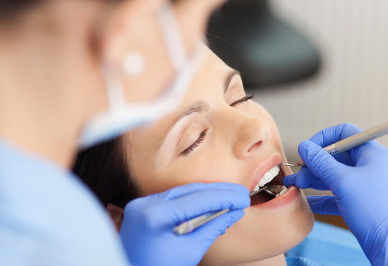 Trong quá trình điều trị viêm nha chu cần kiểm tra sức khỏe răng miệng định kỳ tại cơ sở nha khoa