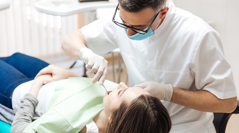 Trong quy trình niềng răng, khách hàng cần tới gặp bác sĩ chuyên khoa ít nhất 1 tháng/ lần để thăm khám