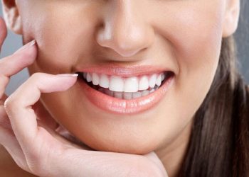 Răng nanh đóng vai trò quan trọng trên cung hàm