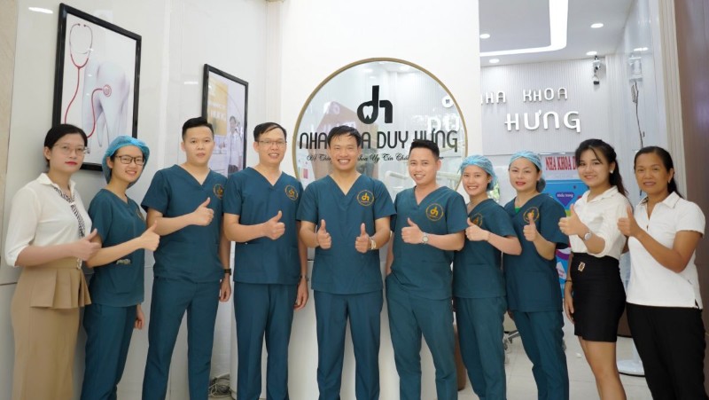 Đội ngũ y bác sĩ chuyên môn giỏi tại nha khoa Duy Hưng
